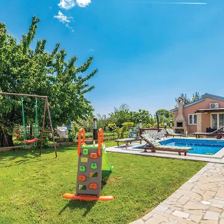 Stunning In With Private Swimming Pool, Be Inside Or Outside Casa de Férias